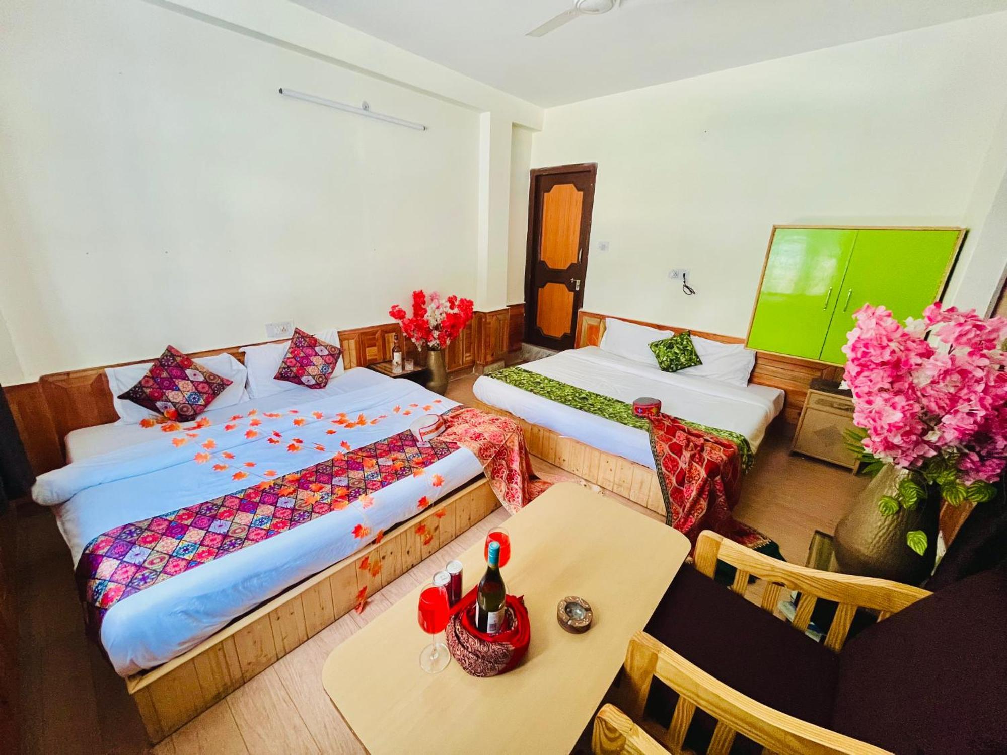 Hotel Pablo Escobar กาซอล ภายนอก รูปภาพ