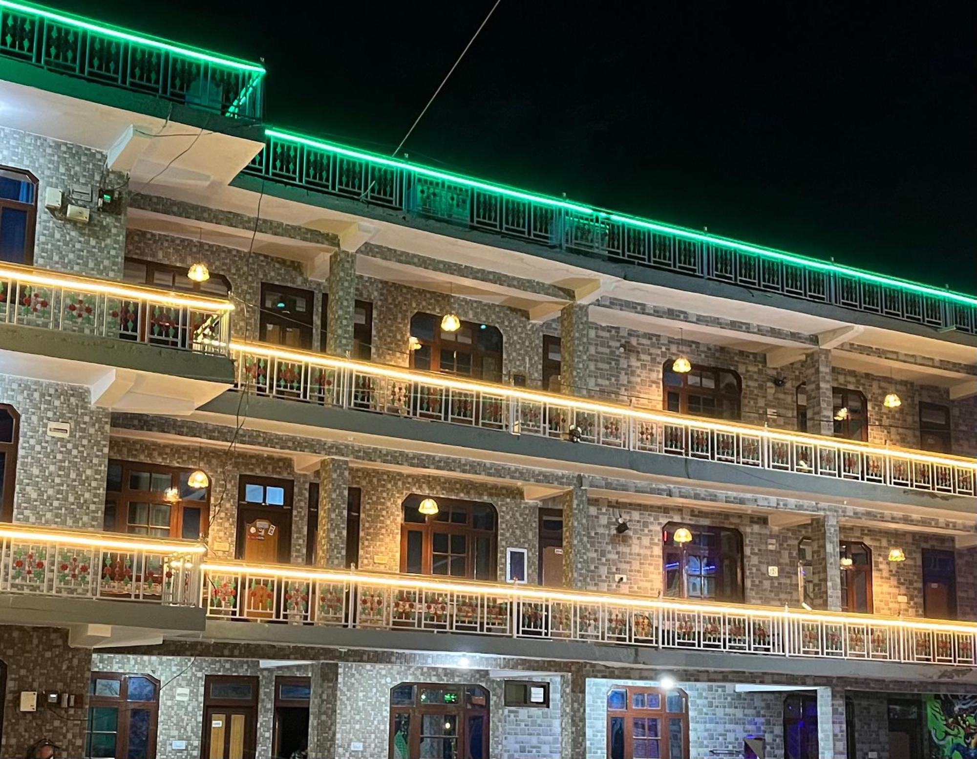 Hotel Pablo Escobar กาซอล ภายนอก รูปภาพ